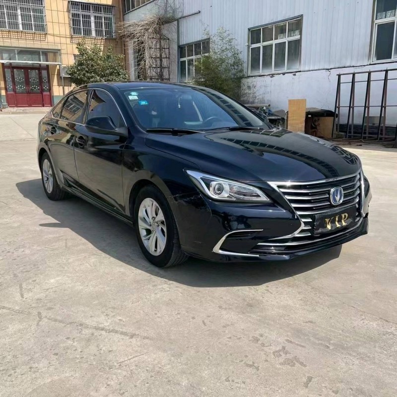 北京18年長安汽車睿騁CC2