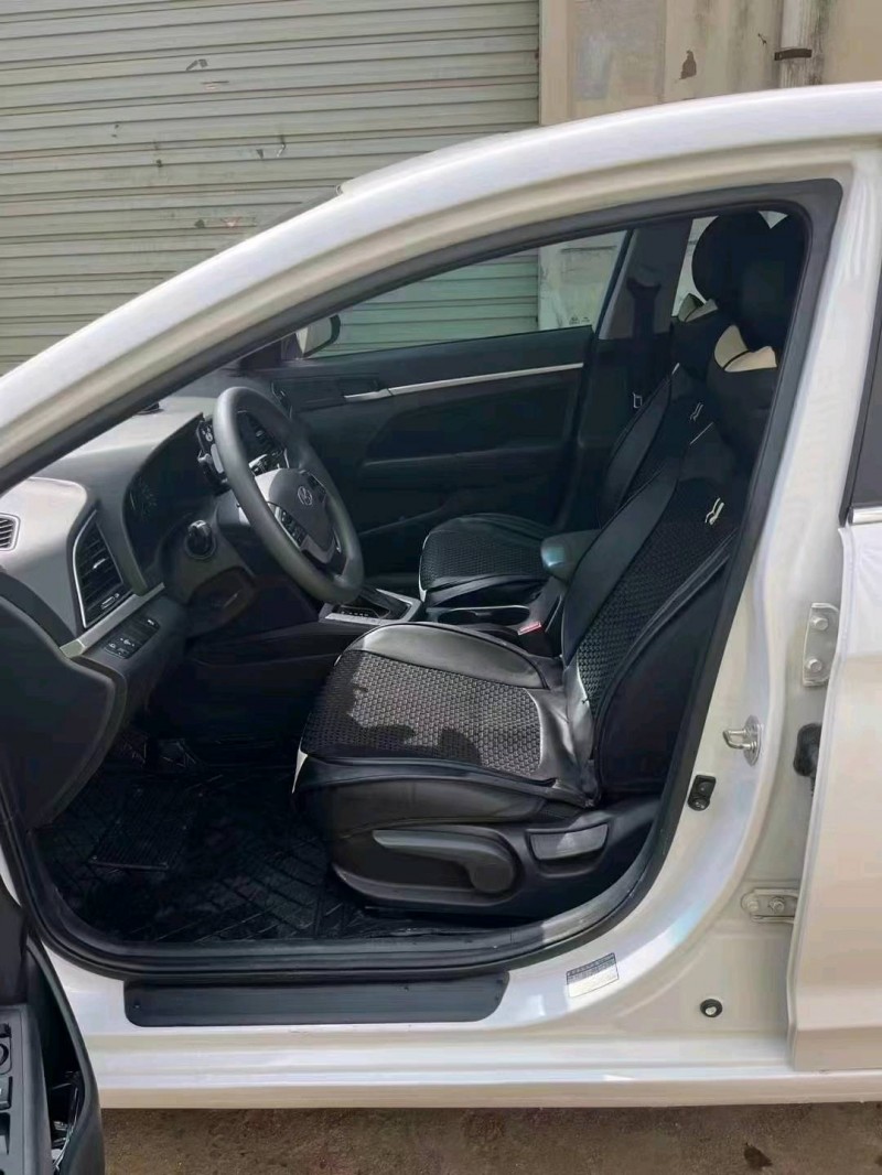 苏州19年现代领动6