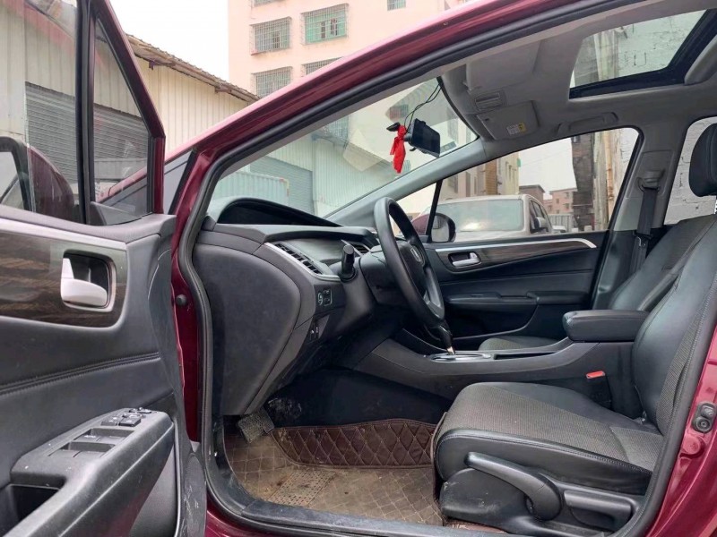 廣州17年Jeep自由光5