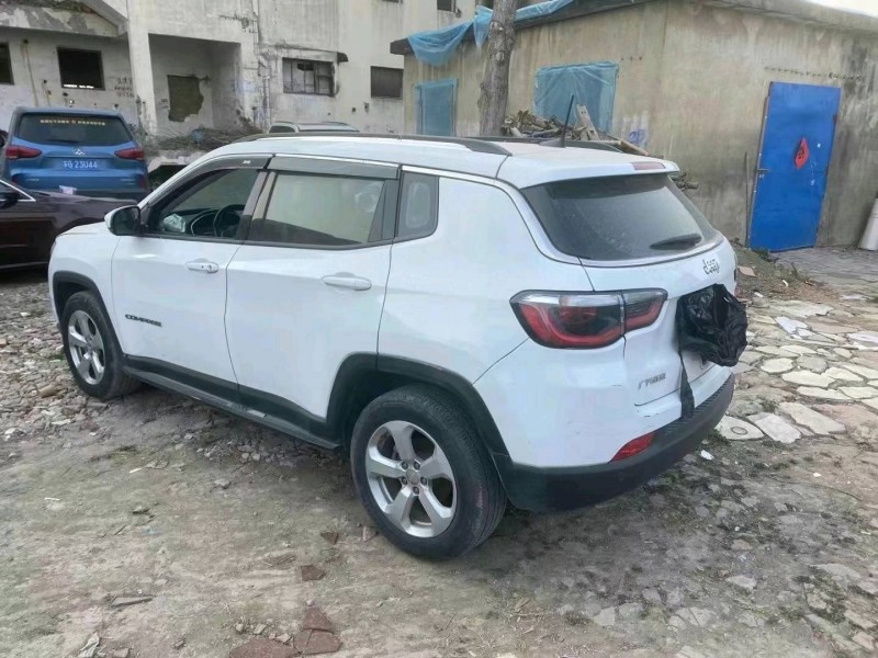 蘇州17年Jeep指南者8