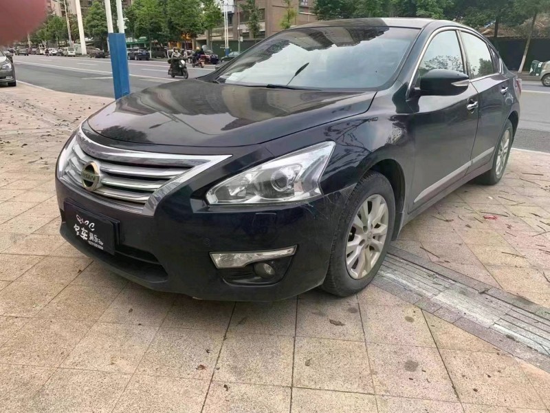 衡陽13年日產天籟3