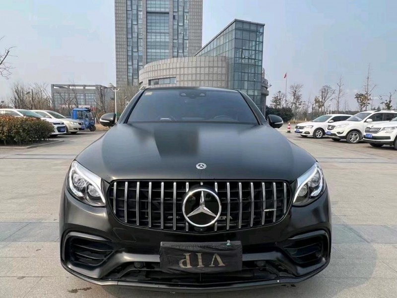 盐城19年奔驰GLC1