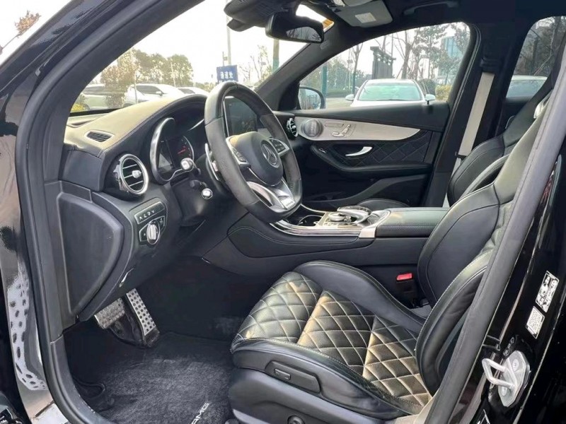 盐城19年奔驰GLC7