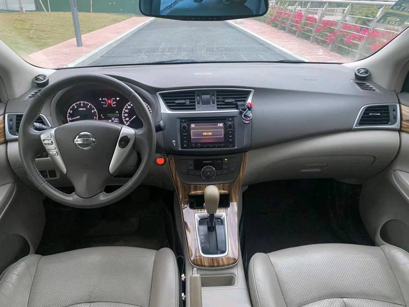 廣州15年日產軒逸4
