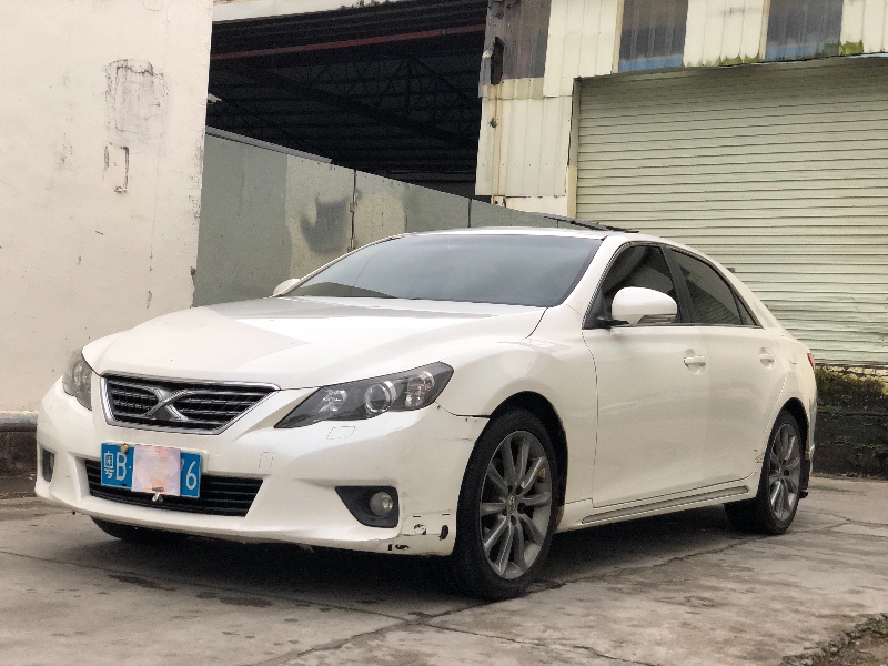 深圳13年豐田銳志2