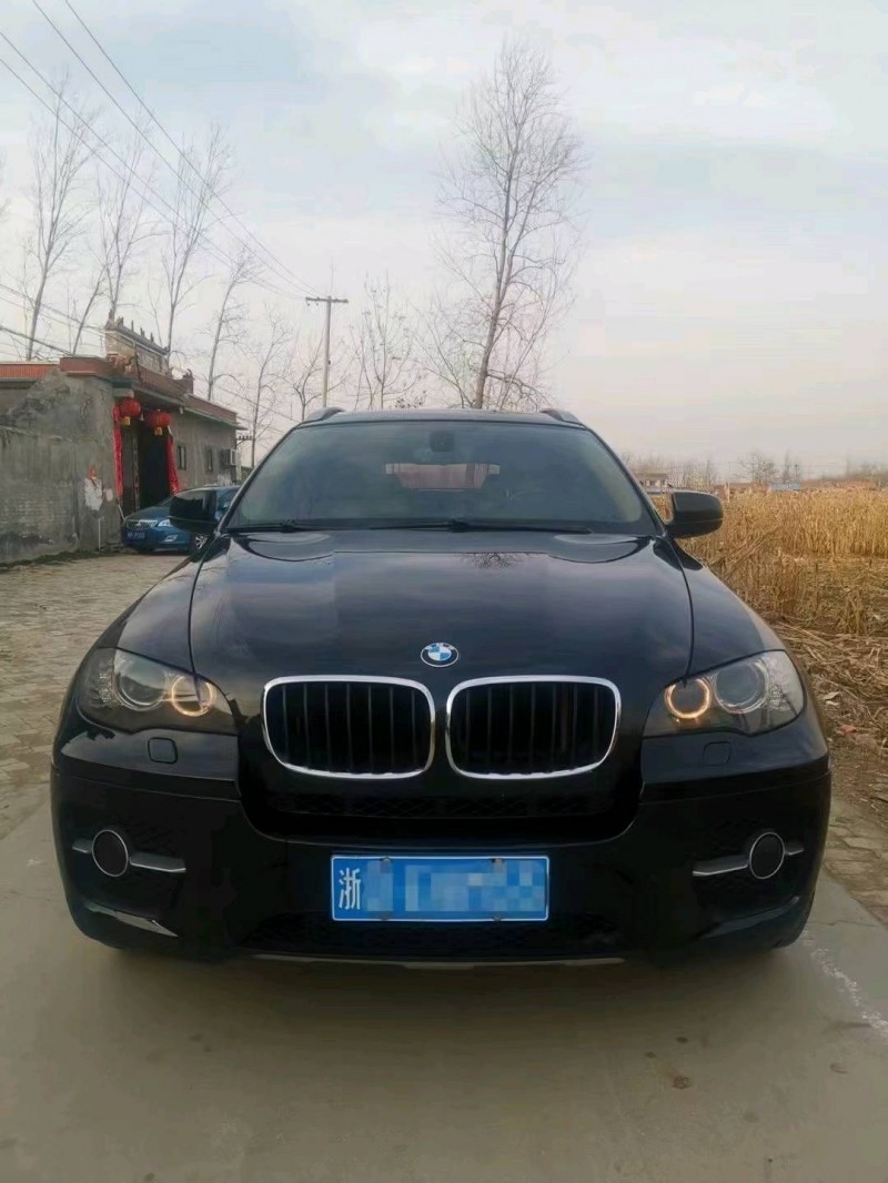 北京11年宝马X61