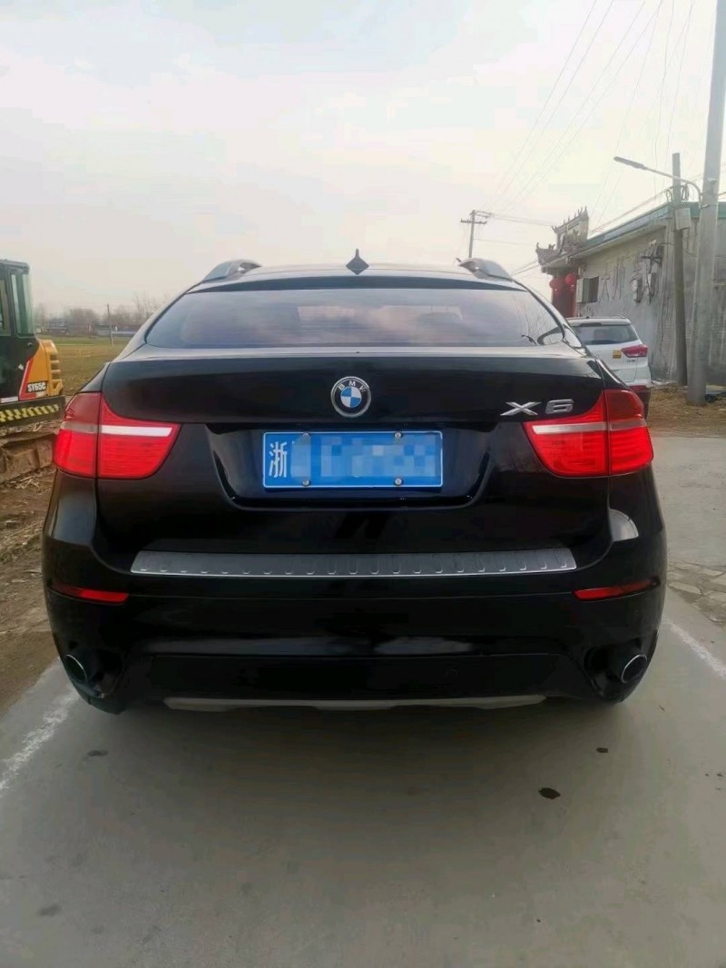 北京11年宝马X65