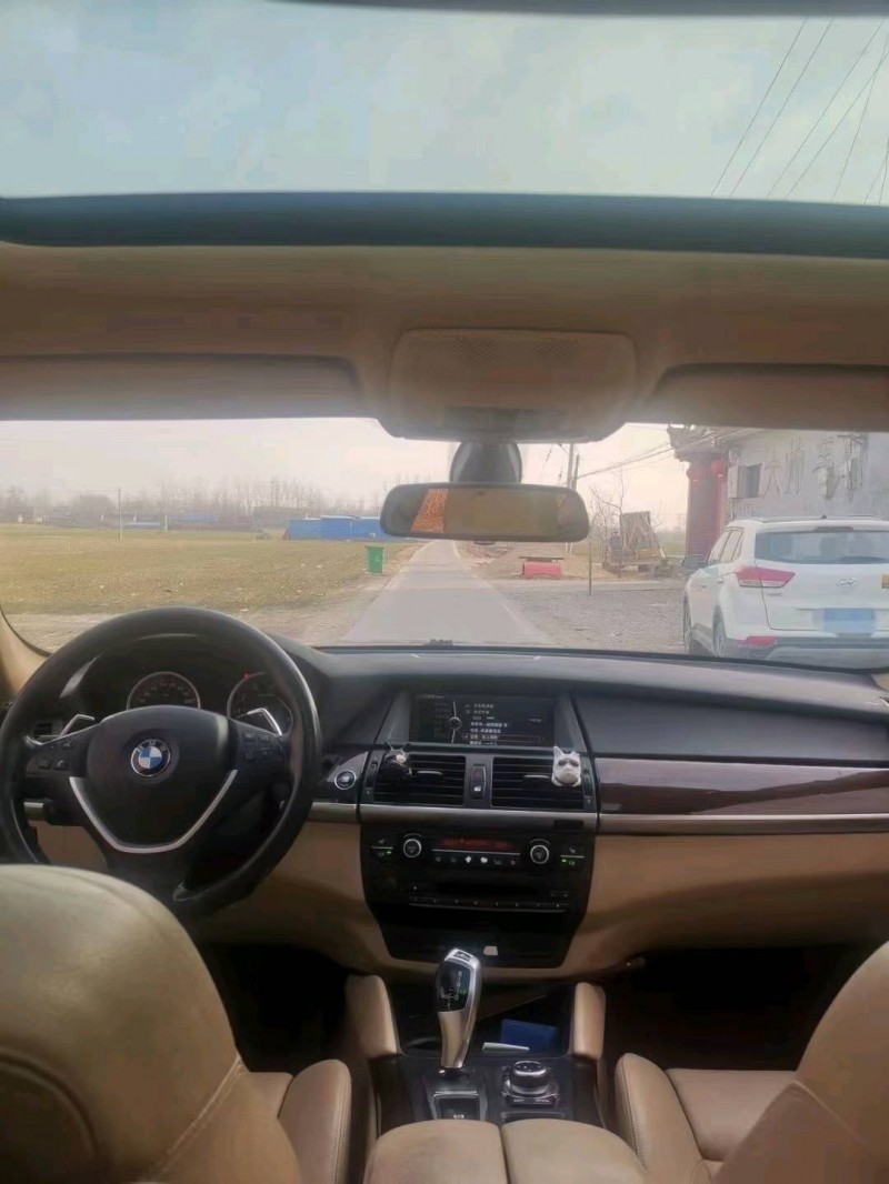 北京11年宝马X69