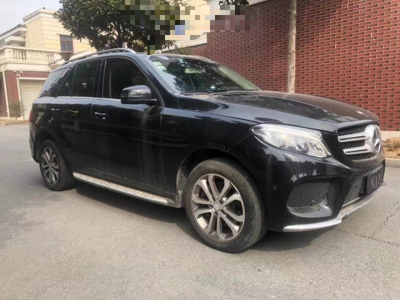 泰州16年奔驰GLE3