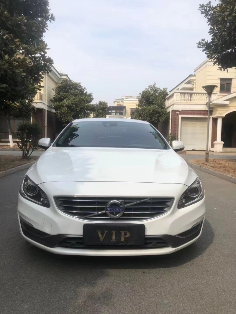 泰州17年沃爾沃S60L1