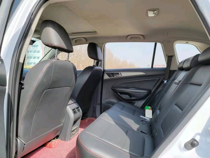 濟南17年長安汽車CS755