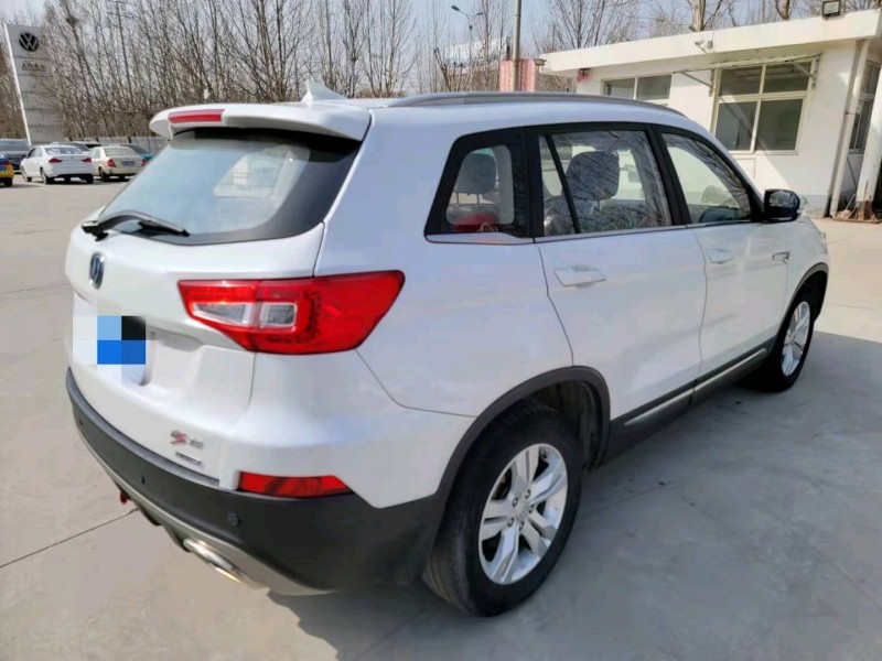 濟南17年長安汽車CS757