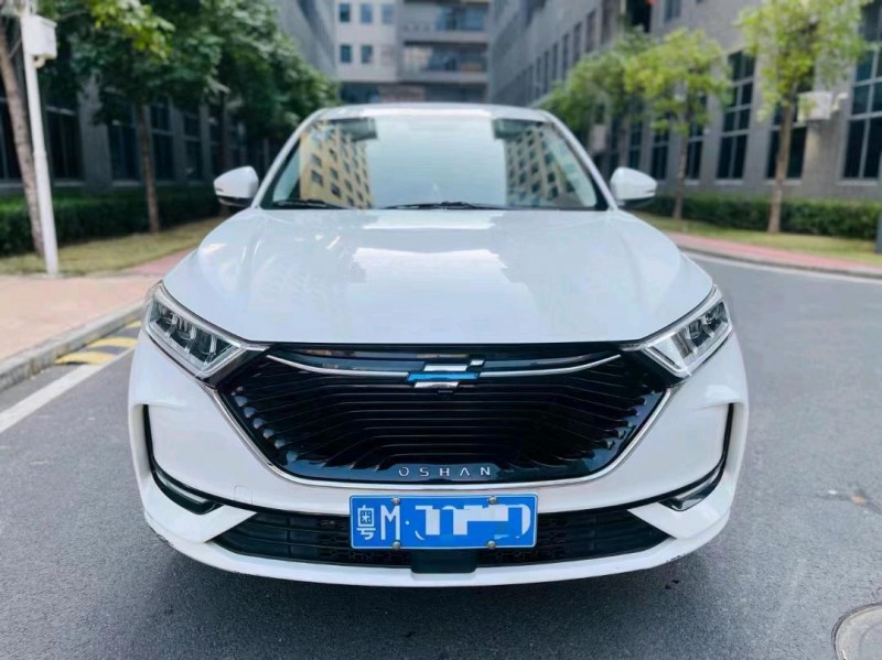 珠海20年長安汽車歐尚1