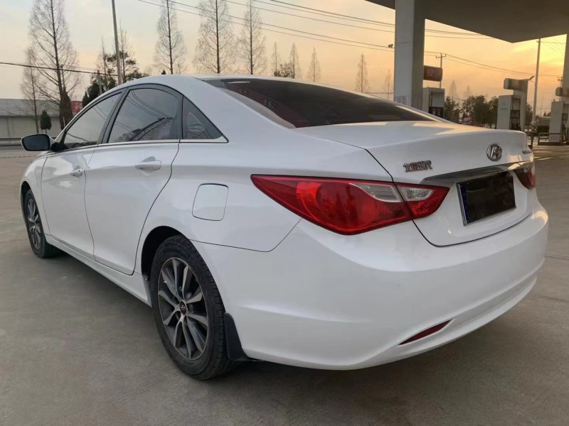 徐州13年现代索纳塔八8