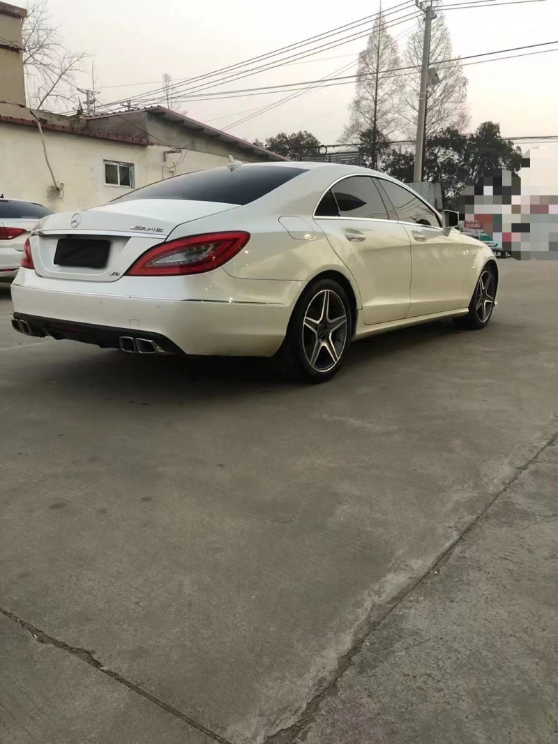 徐州14年奔驰CLS3