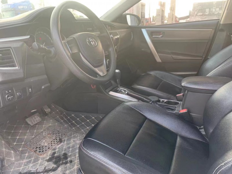 徐州17年丰田卡罗拉4