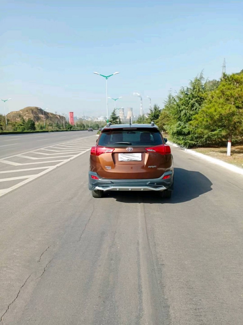 運城14年豐田RAV4榮放9