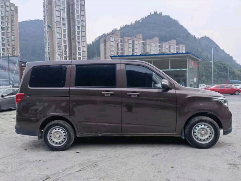 安順18年長安汽車歐諾4