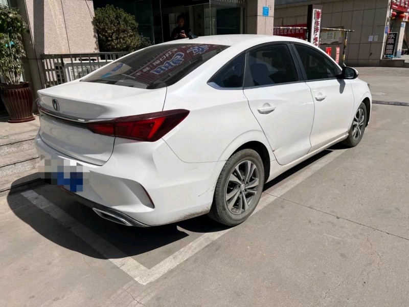 東營20年長安汽車逸動7