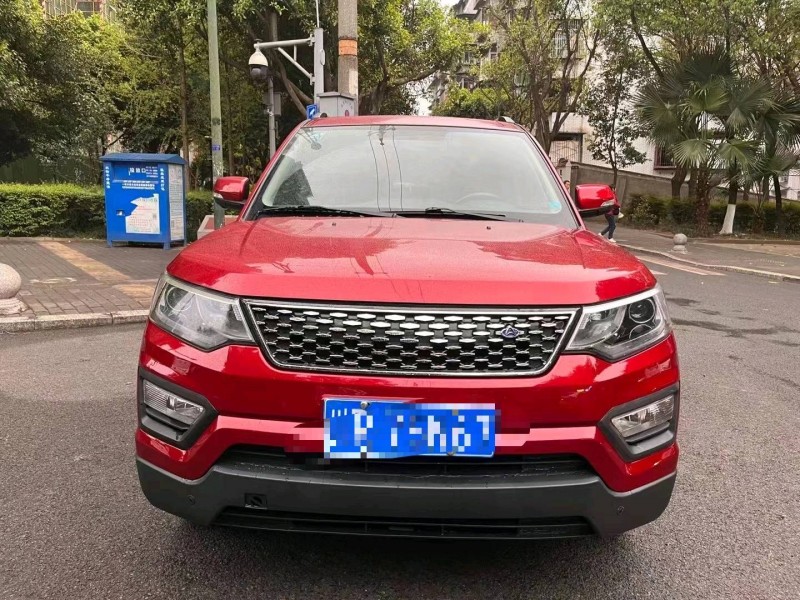 成都17年長安汽車CX701