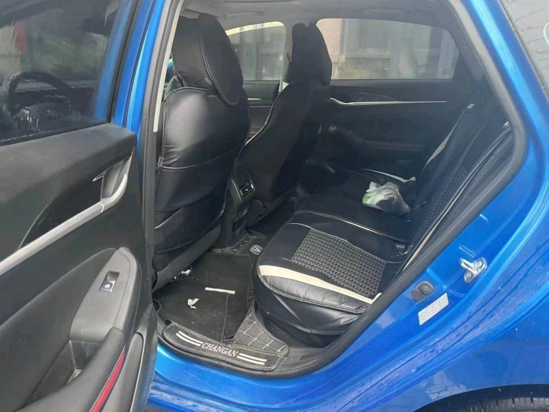 寧波20年長安汽車逸動4