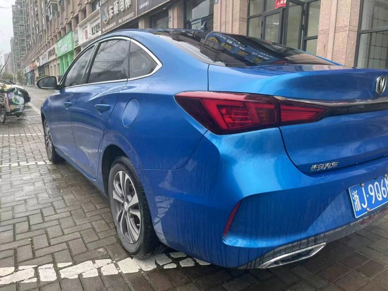 寧波20年長安汽車逸動5