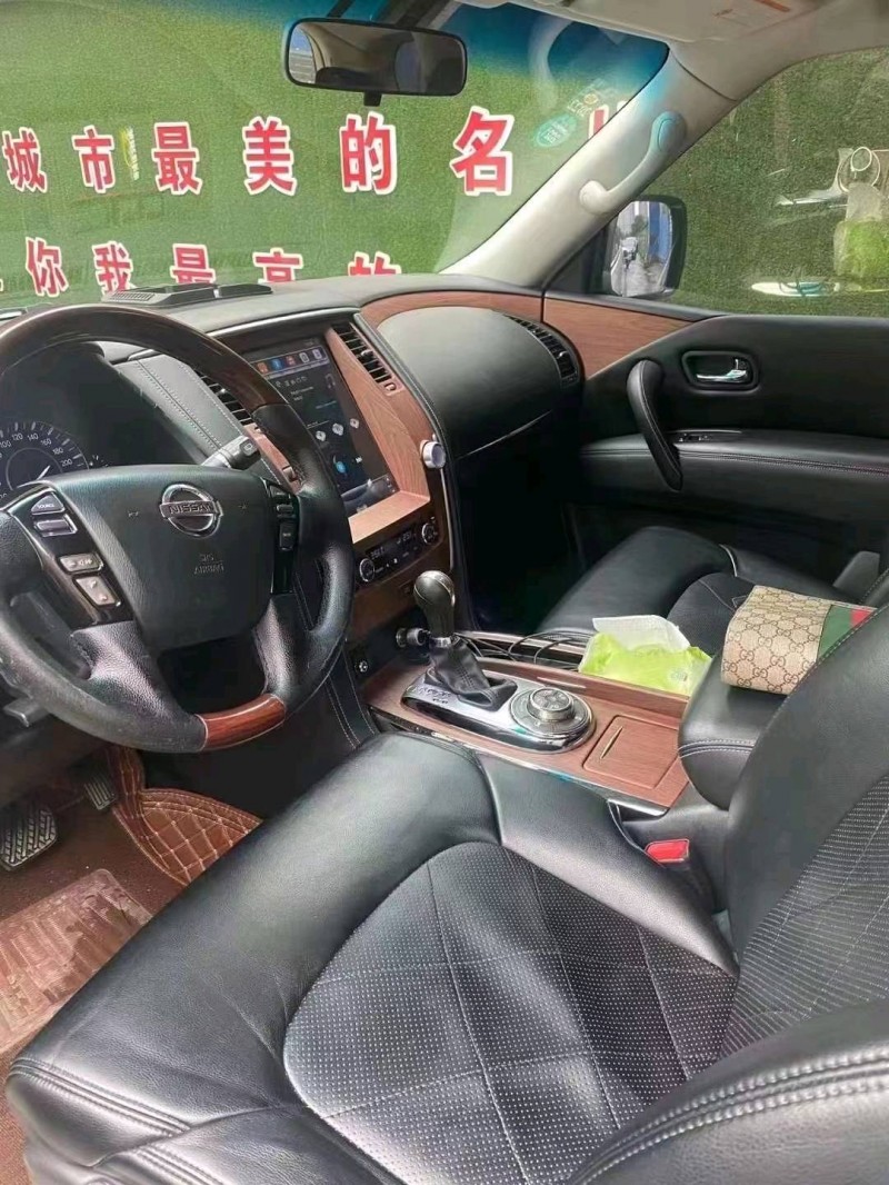湘潭18年日產途樂5