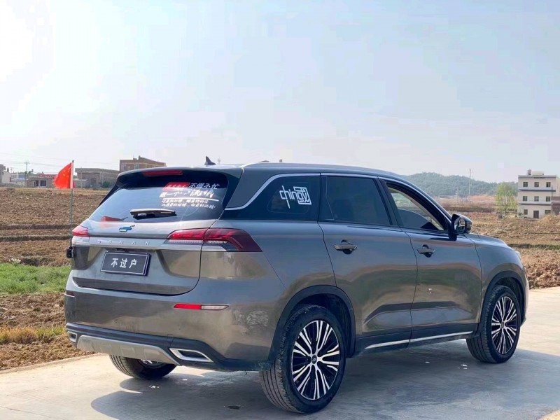 麗江21年長安汽車歐尚4