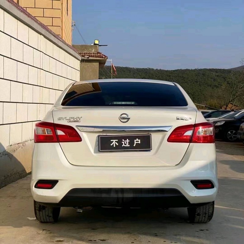 麗江21年日產軒逸3