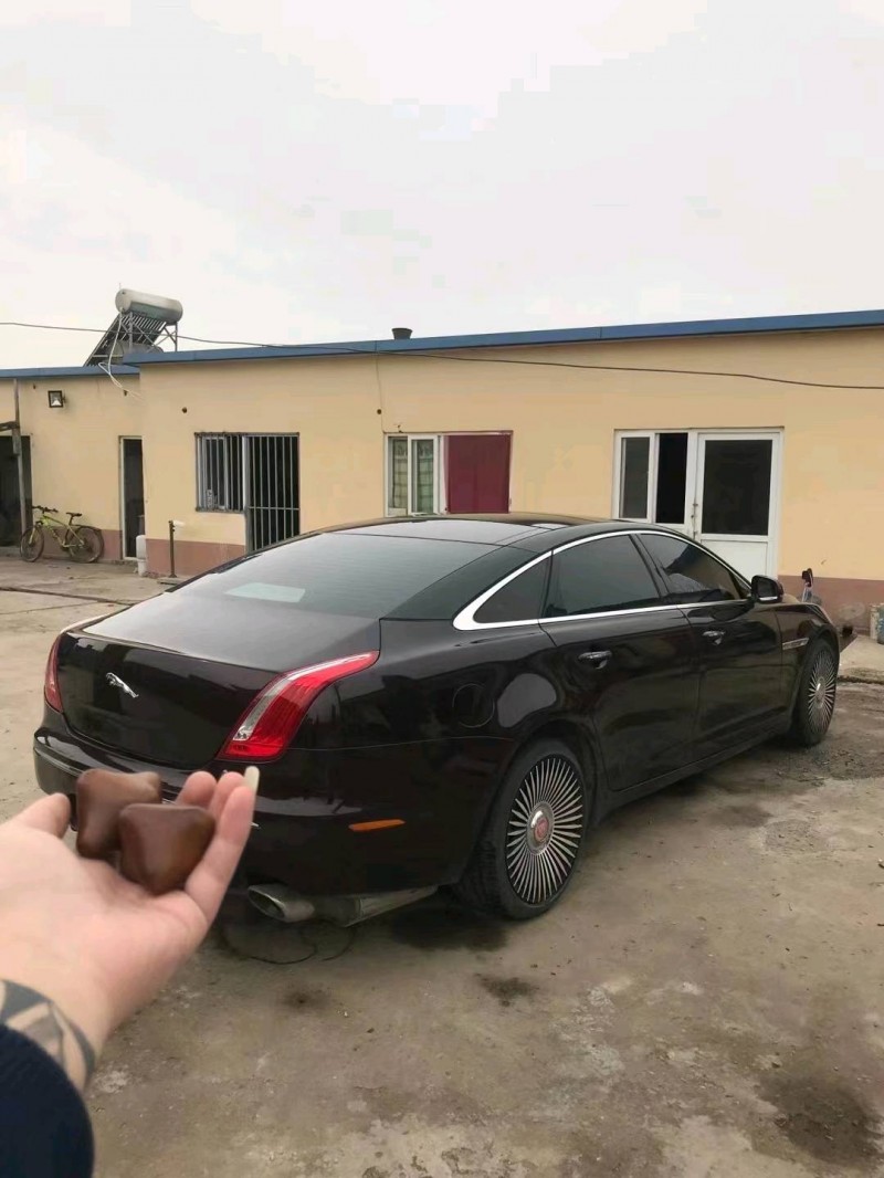 保定12年捷豹XJL8