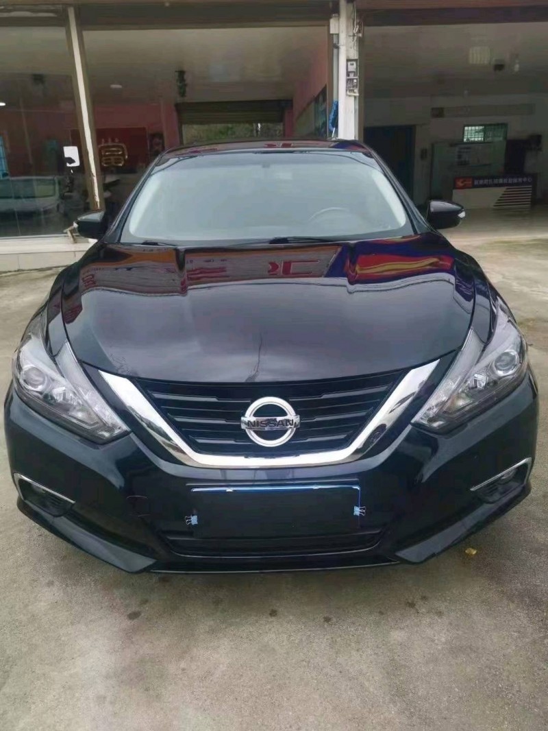 黔西南18年日產天籟1