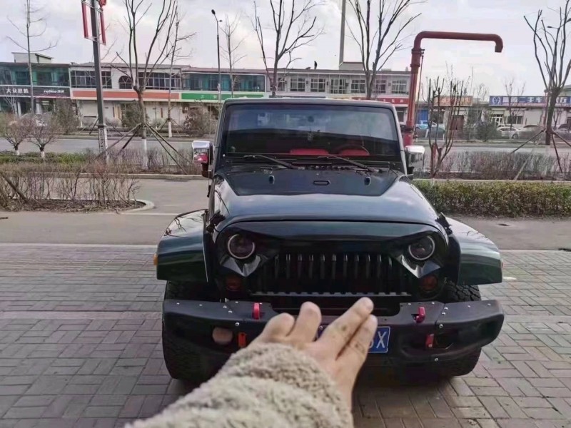 呂梁10年Jeep牧馬人1