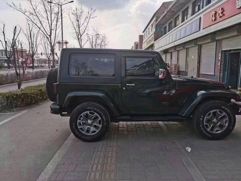 呂梁10年Jeep牧馬人3
