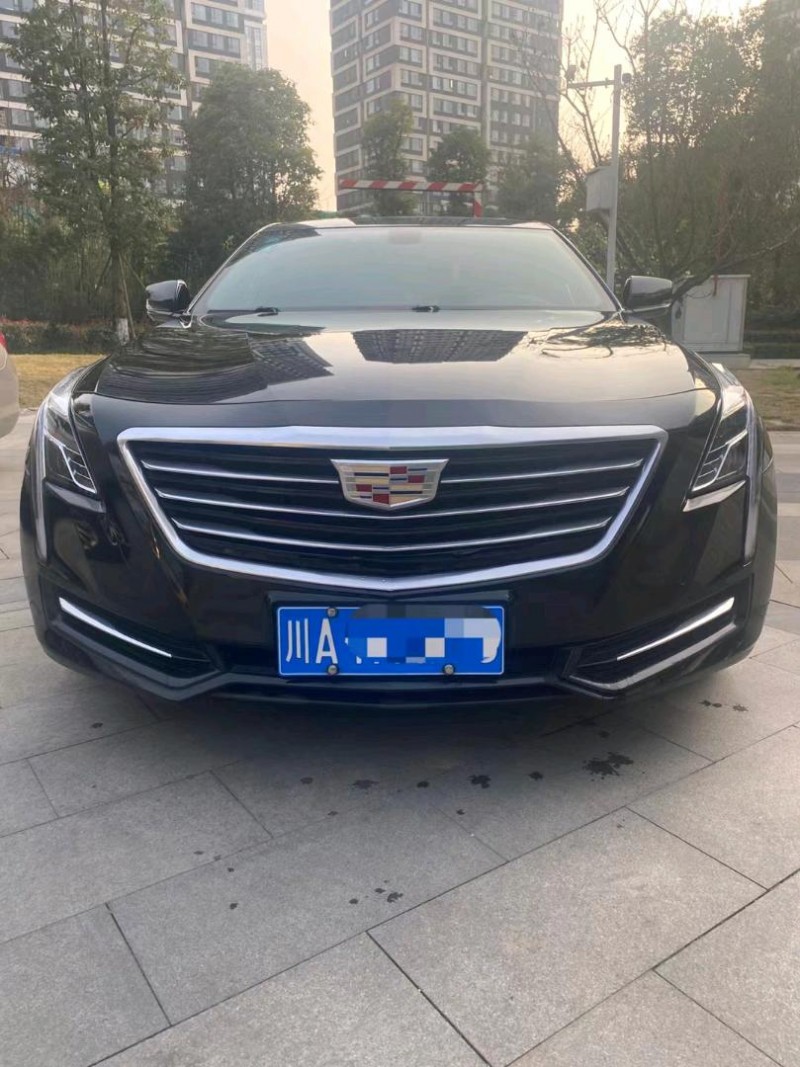 成都18年凱迪拉克CT61