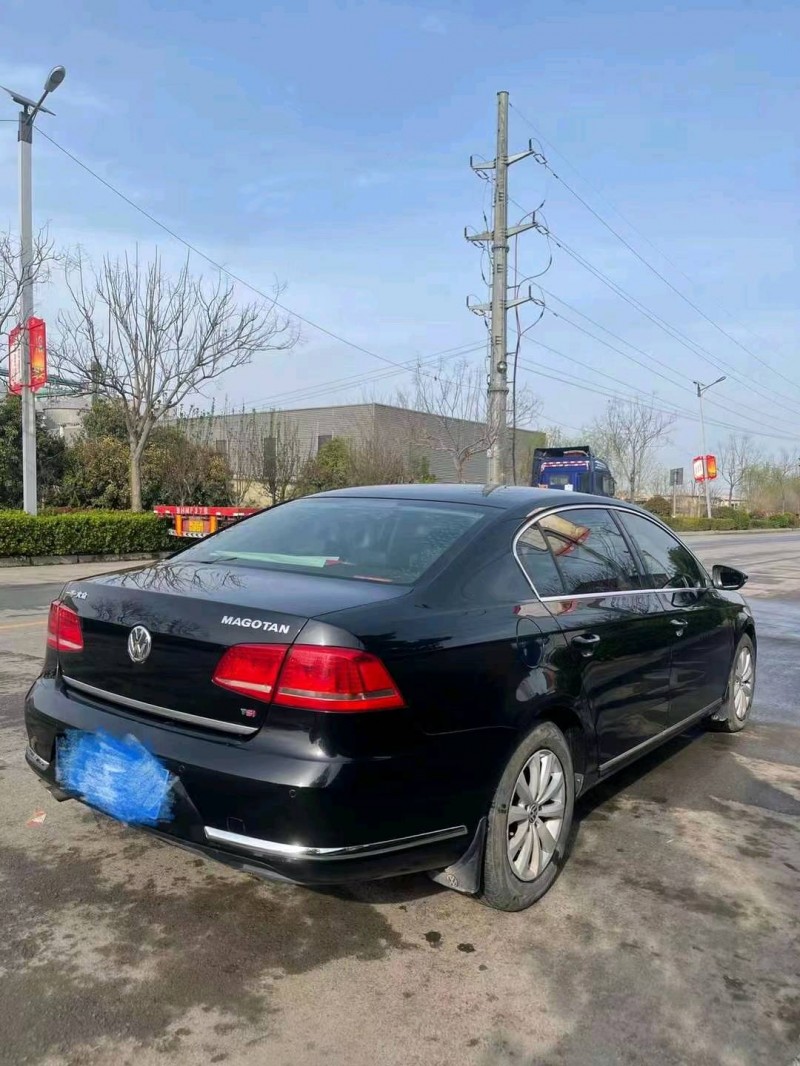 济宁16年大众迈腾9