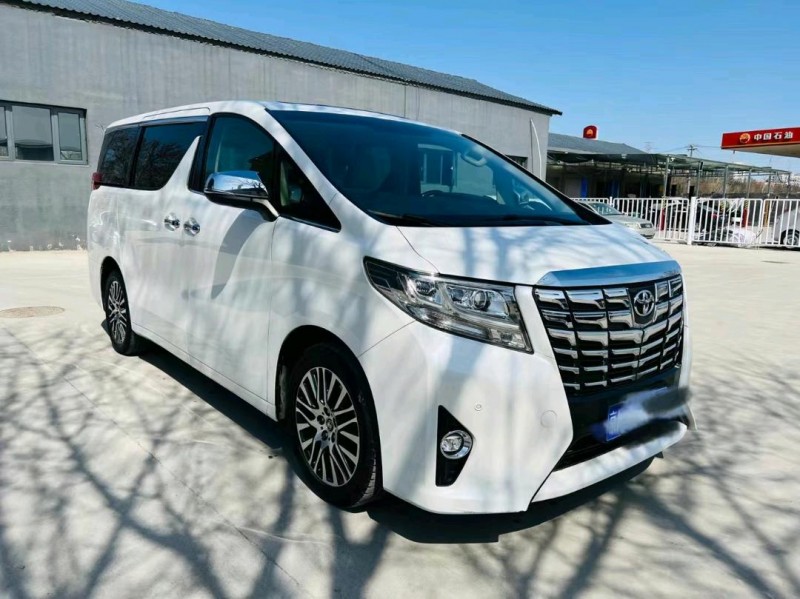 北京18年丰田埃尔法9