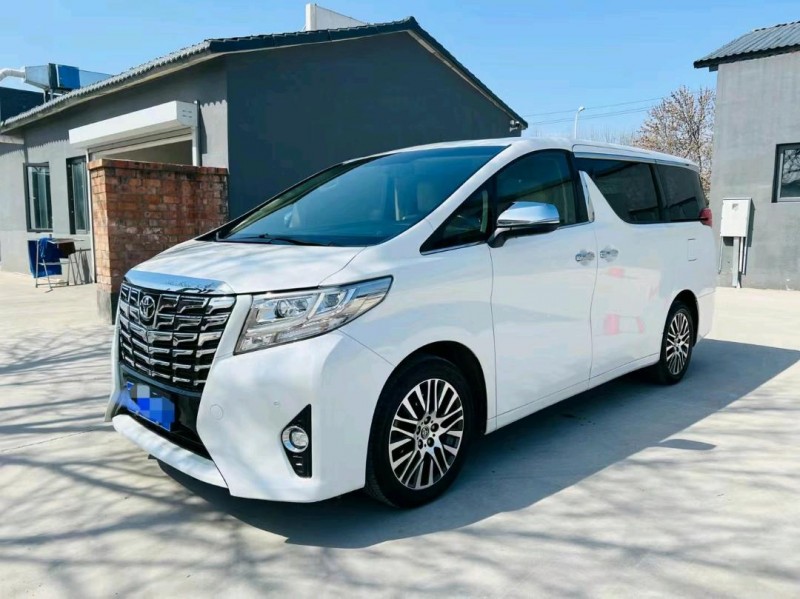 北京18年丰田埃尔法8