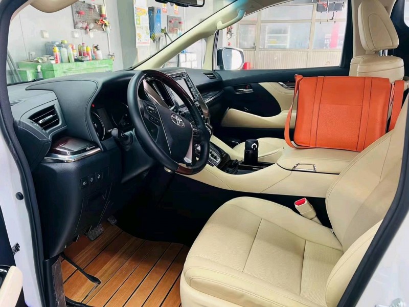 北京18年丰田埃尔法6