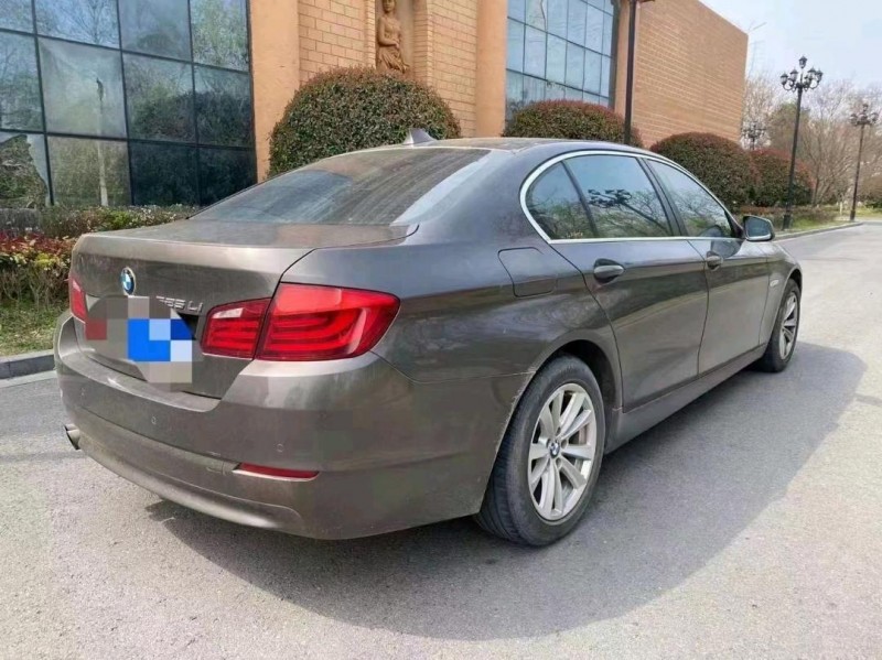 苏州12年宝马5系3