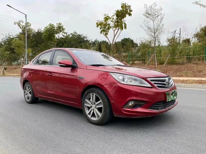 東莞15年長安汽車逸動5