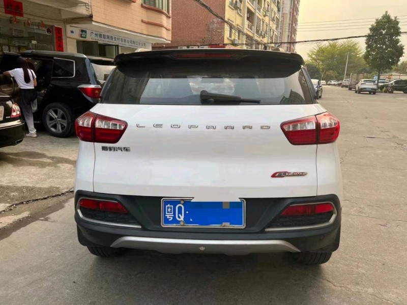 深圳18年獵豹汽車CS92