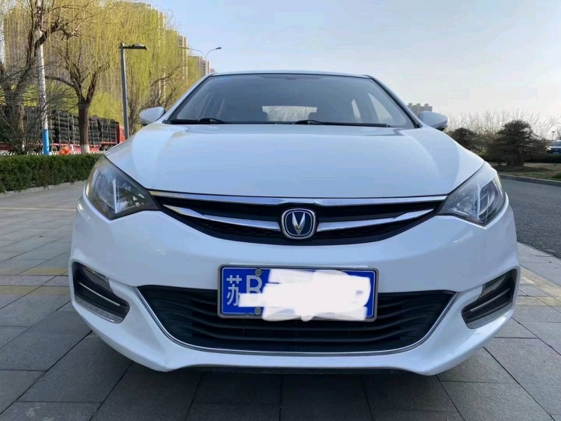 東營16年長安汽車逸動1