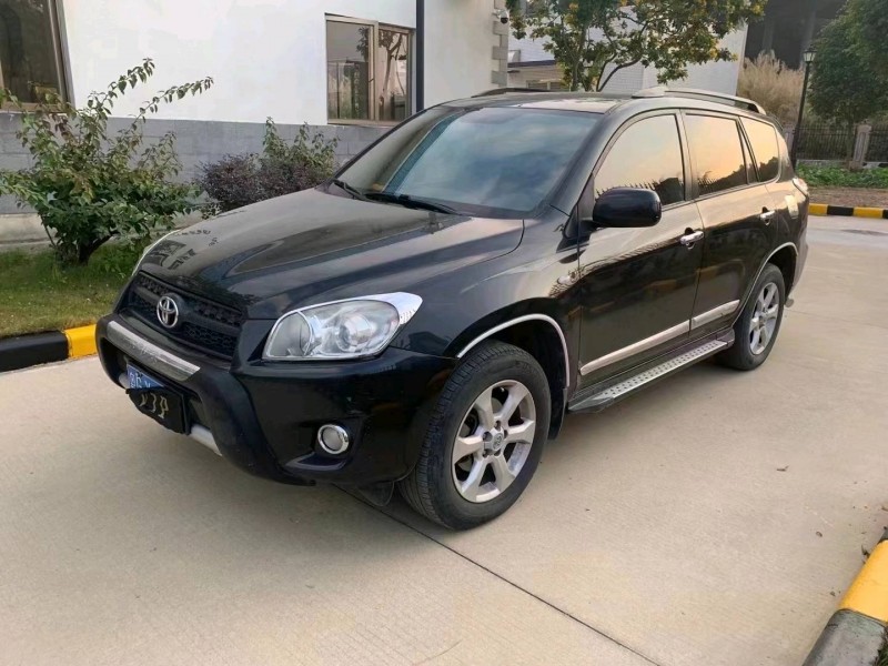 廣州13年豐田RAV43