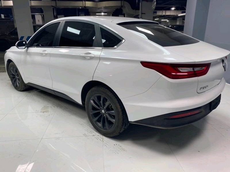 成都21年寶駿RC65
