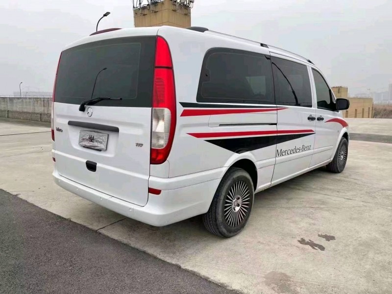 北京14年奔驰威霆2