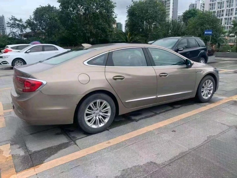 北京16年别克君越4