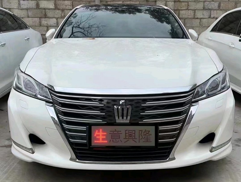 廣州16年豐田皇冠1