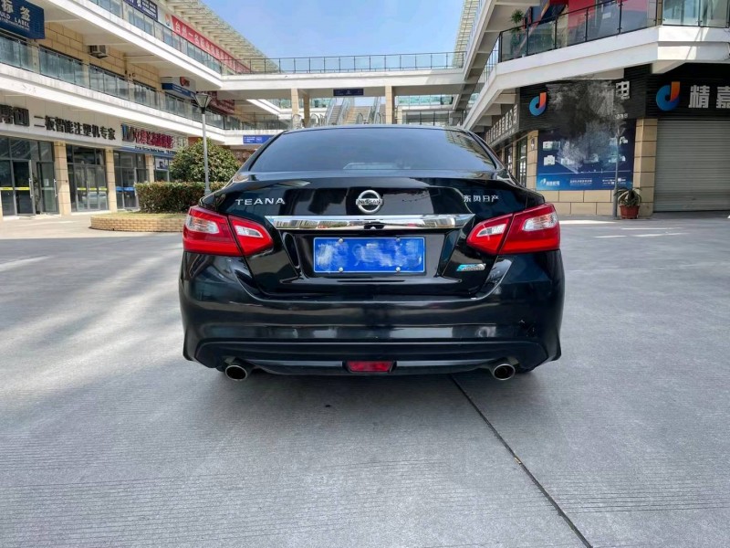 臺州17年日產天籟9