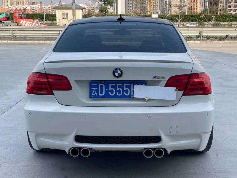 廣州12年寶馬M34