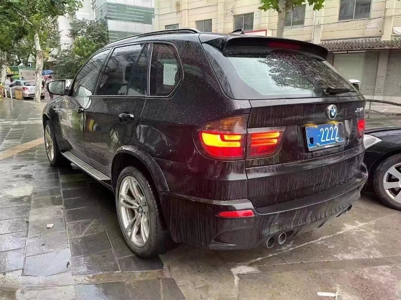 上海11年寶馬X5 M5